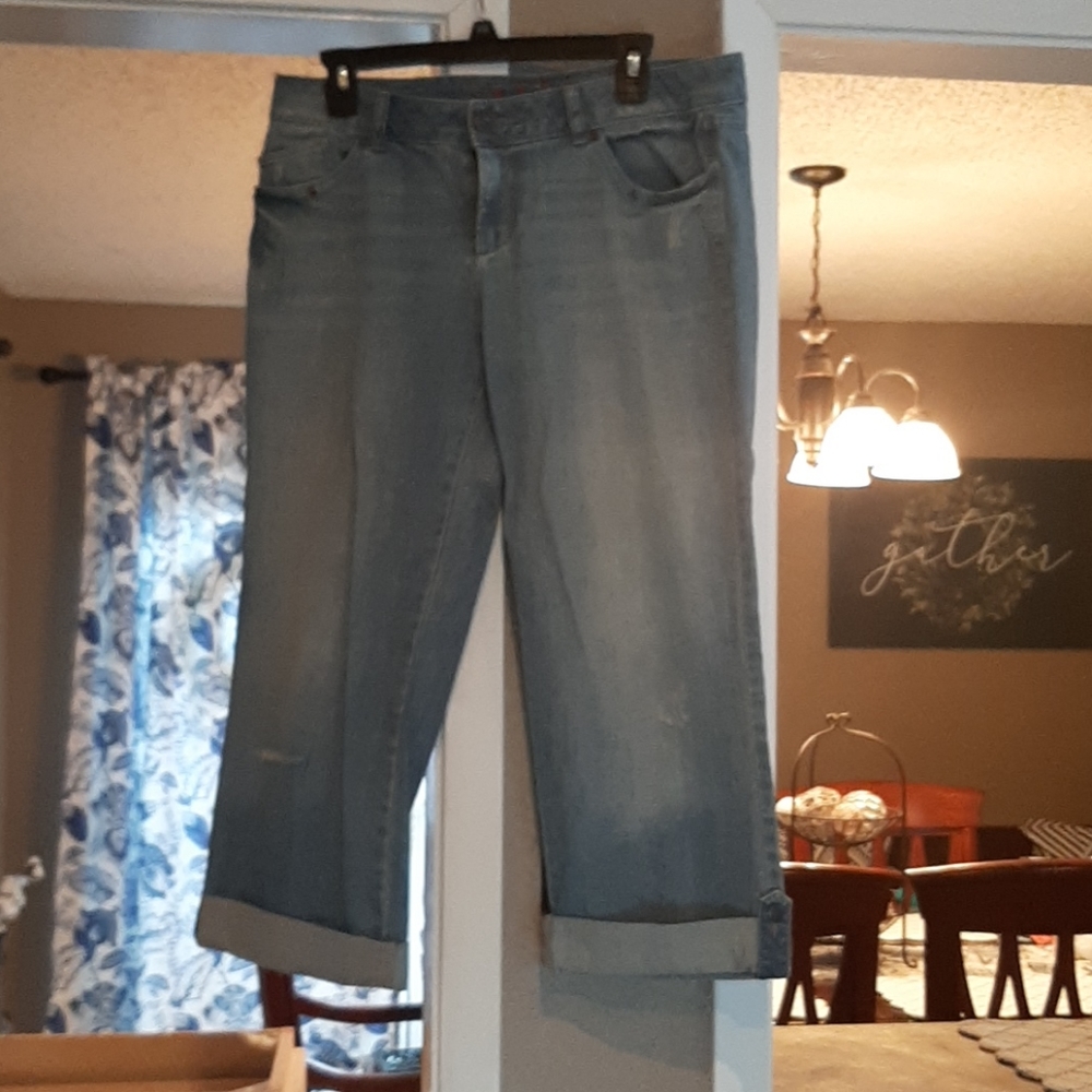 Elle jeans